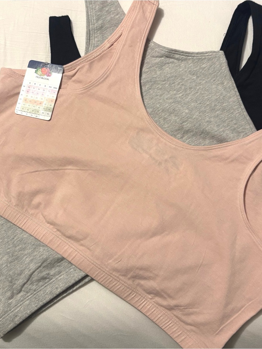 Pack of 3 Seamless Scoop Neck Sports Bras - Pink, Gray, Black